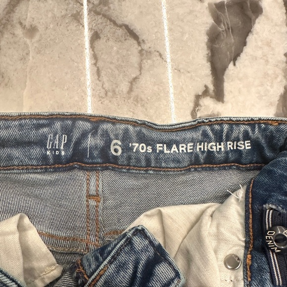 Gap Kids Girls ‘70s Flare High Rise Jeans - Picture 5 of 6